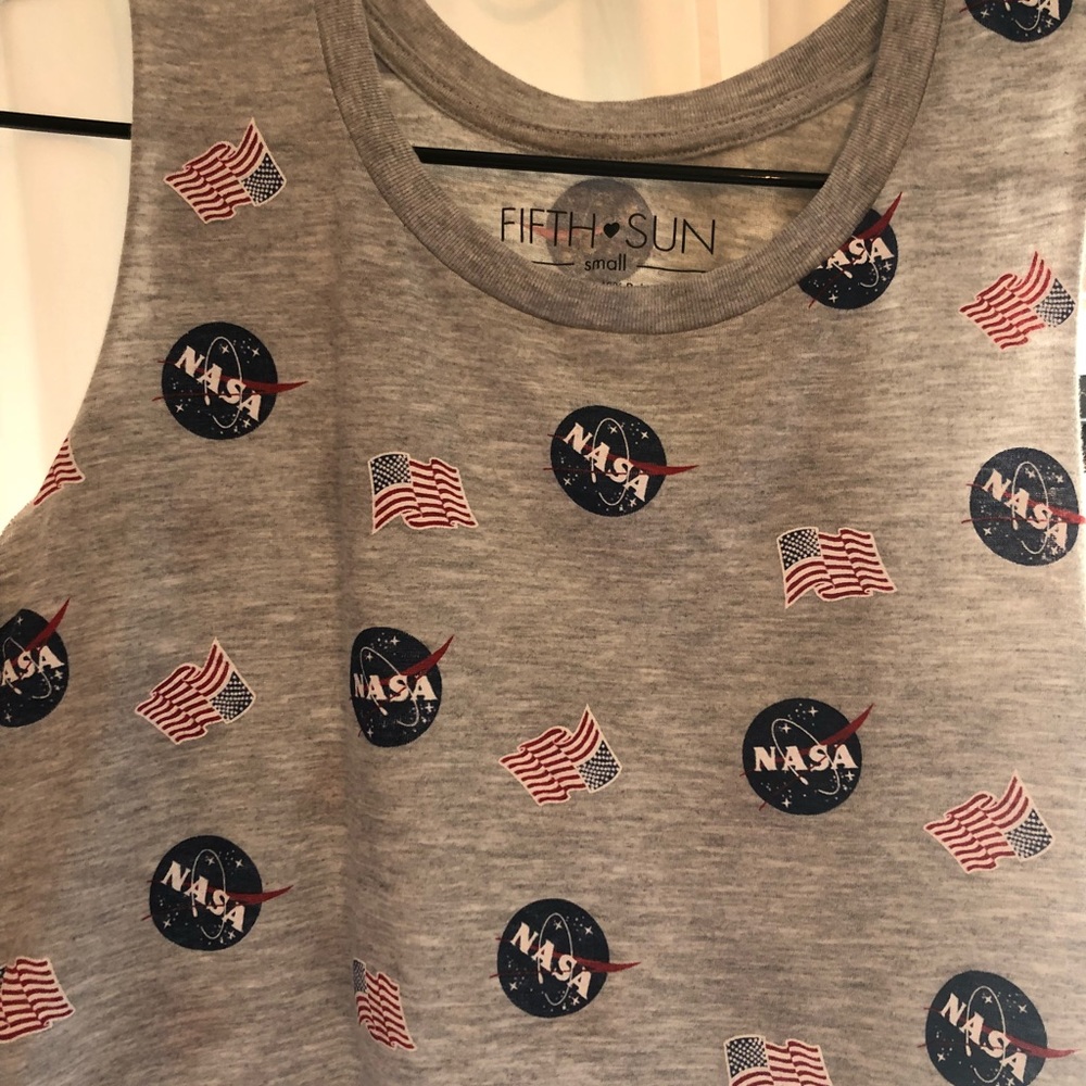 2/$25 3/$30 Grey Nasa Cropped Tank Top